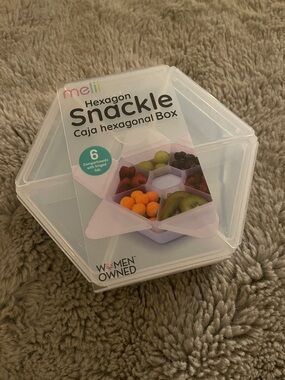 Baby Toddler Hexagon Snackle Hexagonal Snack Box Park Picnic Disneyland